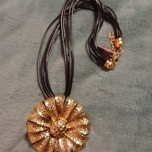 Retro Flower Pendant  Necklace with multi strand
